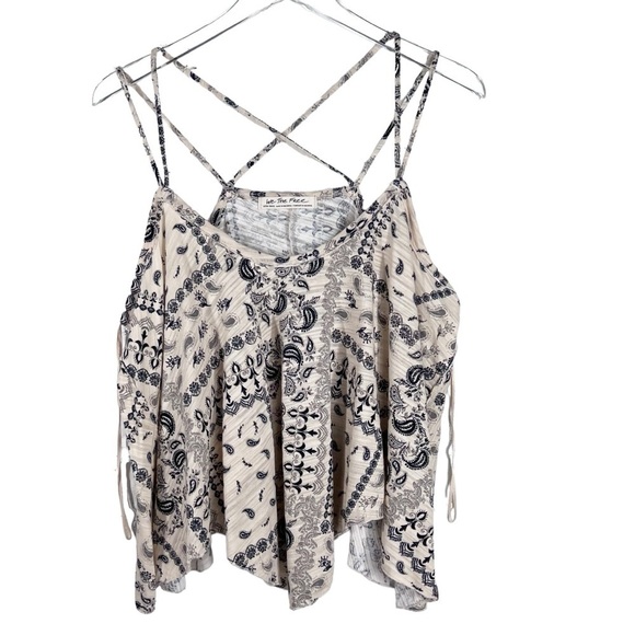 WE THE FREE Hey Girl Tank | Strappy  handkerchief hem line XS - Picture 1 of 8